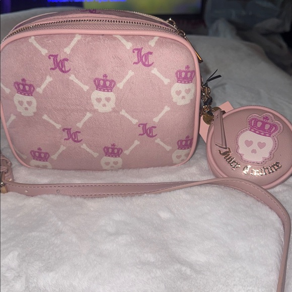 NEW Juicy Couture Skull Haunted  Crossbody Handbag - Picture 1 of 10